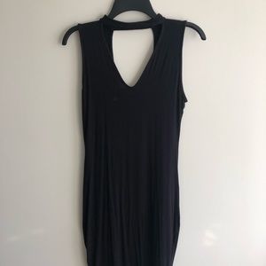 Black keyhole dress